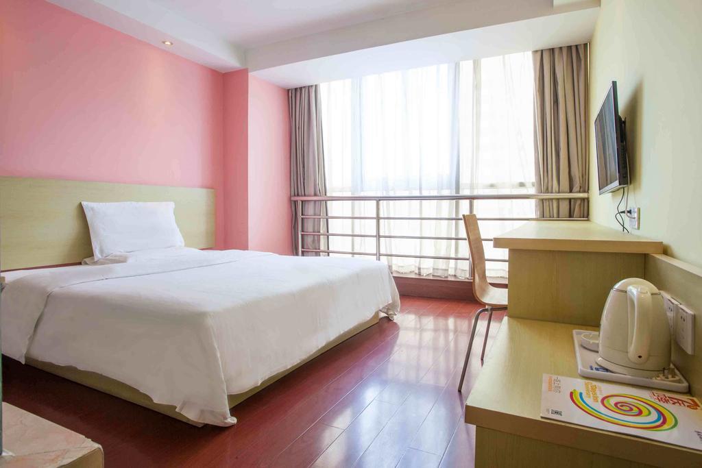 7Days Inn Haikou Hong Kong City Экстерьер фото
